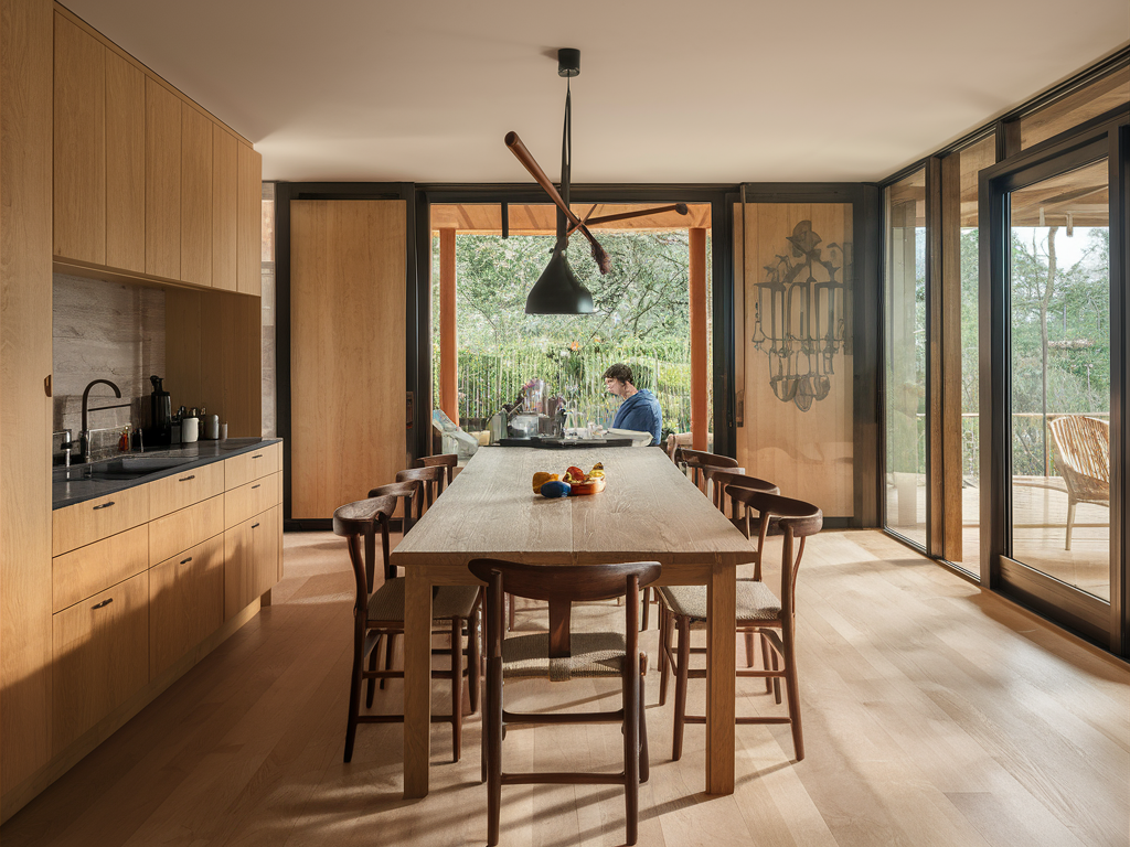 Tables de brasserie pliantes : le choix pratique et esthétique pour les pros