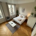 Comment concevoir une mezzanine dans un appartement parisien : contraintes techniques, lumière et autorisations